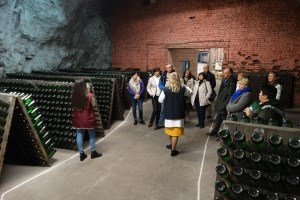 Тур Сіль і шампанське: Бахмут, завод ігристих вин Artwinery
